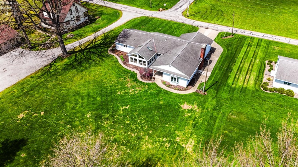 4009 Broadway Road, Willard, 44890, 3 Bedrooms Bedrooms, ,2 BathroomsBathrooms,Residential,For Sale,Broadway,20261294