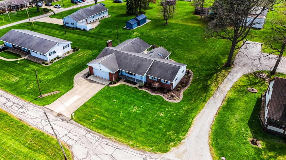 4009 Broadway Road, Willard, 44890, 3 Bedrooms Bedrooms, ,2 BathroomsBathrooms,Residential,For Sale,Broadway,20261294