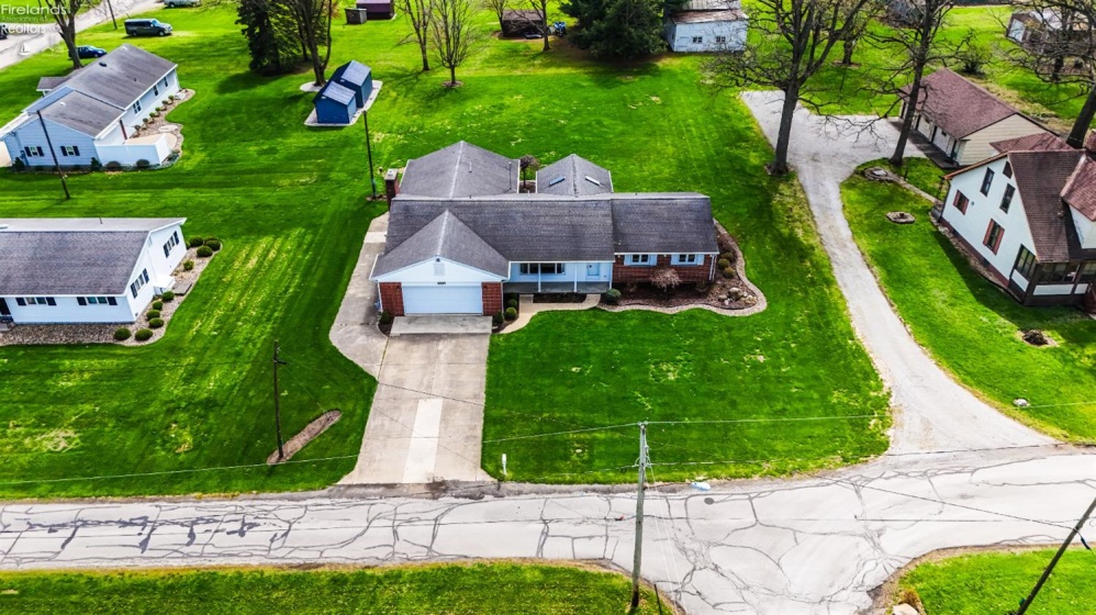 4009 Broadway Road, Willard, 44890, 3 Bedrooms Bedrooms, ,2 BathroomsBathrooms,Residential,For Sale,Broadway,20261294