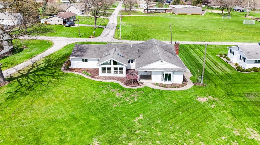 4009 Broadway Road, Willard, 44890, 3 Bedrooms Bedrooms, ,2 BathroomsBathrooms,Residential,For Sale,Broadway,20261294