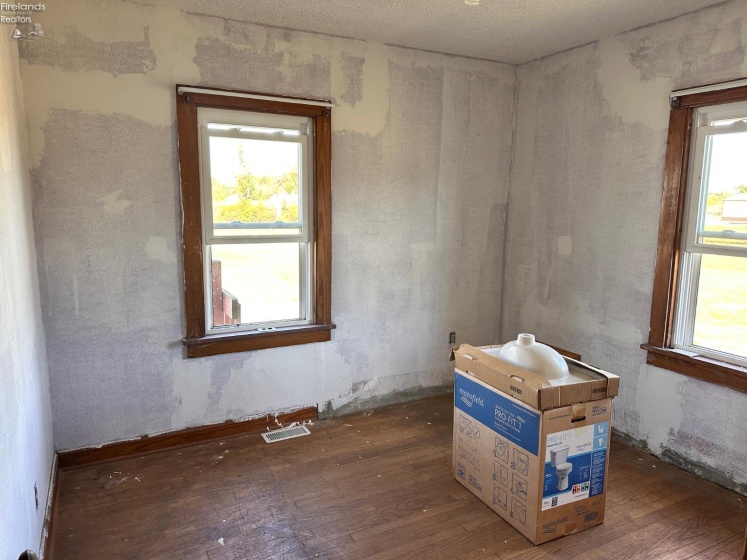 140 Hobson Street, Bellevue, 44811, 3 Bedrooms Bedrooms, ,1 BathroomBathrooms,Residential,For Sale,Hobson,20261302