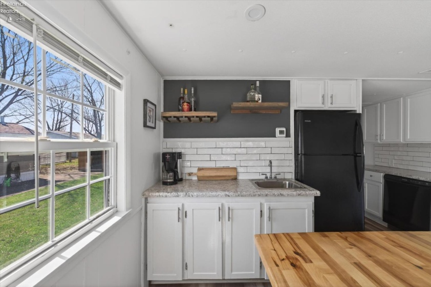 1600 Buck Road, Lakeside, 43440, 2 Bedrooms Bedrooms, ,1 BathroomBathrooms,Residential,For Sale,Buck,20261278