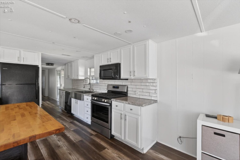 1600 Buck Road, Lakeside, 43440, 2 Bedrooms Bedrooms, ,1 BathroomBathrooms,Residential,For Sale,Buck,20261278