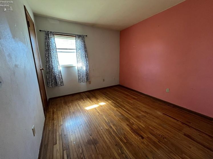 1710 Walnut, Fostoria, 44830, 3 Bedrooms Bedrooms, ,2 BathroomsBathrooms,Residential,For Sale,Walnut,20261297