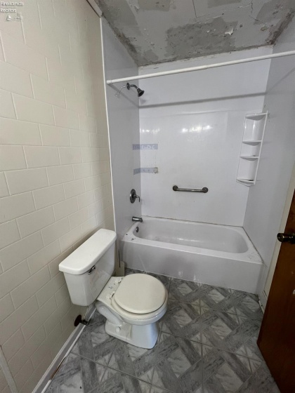 1710 Walnut, Fostoria, 44830, 3 Bedrooms Bedrooms, ,2 BathroomsBathrooms,Residential,For Sale,Walnut,20261297