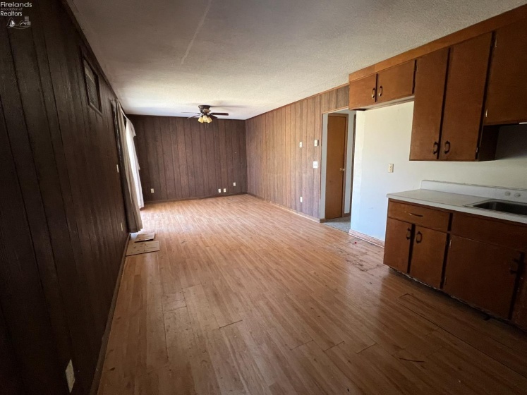 1710 Walnut, Fostoria, 44830, 3 Bedrooms Bedrooms, ,2 BathroomsBathrooms,Residential,For Sale,Walnut,20261297