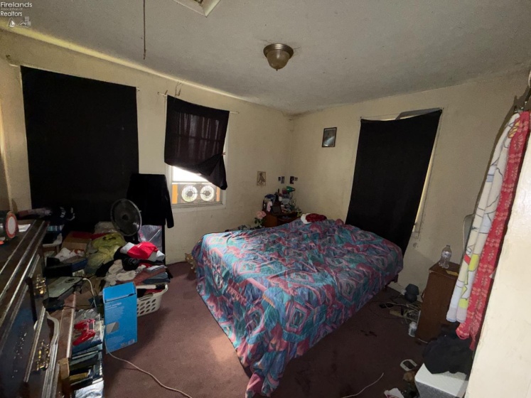 439 Erie Court, Port Clinton, 43452, ,Multiple Units,For Sale,Erie,20261303