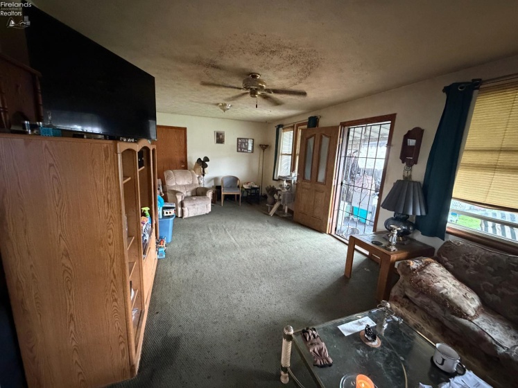 439 Erie Court, Port Clinton, 43452, ,Multiple Units,For Sale,Erie,20261303