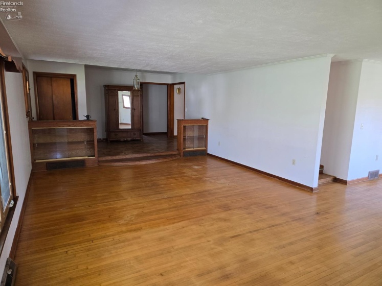 2420 Bogart Road, Huron, 44839, 2 Bedrooms Bedrooms, ,2 BathroomsBathrooms,Residential,For Sale,Bogart,20261274