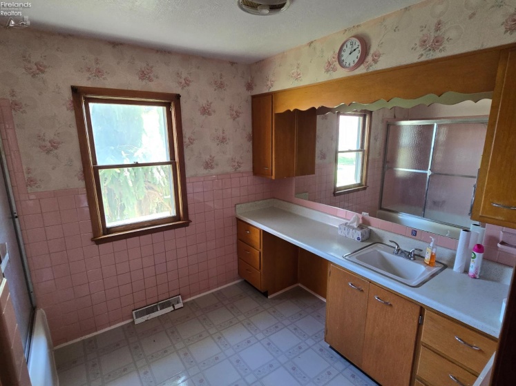 2420 Bogart Road, Huron, 44839, 2 Bedrooms Bedrooms, ,2 BathroomsBathrooms,Residential,For Sale,Bogart,20261274