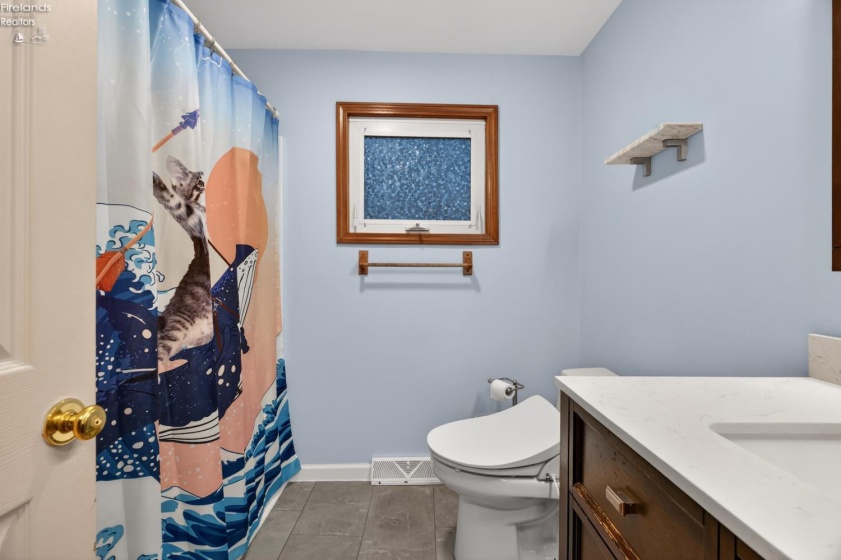 136 Park Street, Oberlin, 44074, 2 Bedrooms Bedrooms, ,1 BathroomBathrooms,Residential,For Sale,Park,20261301