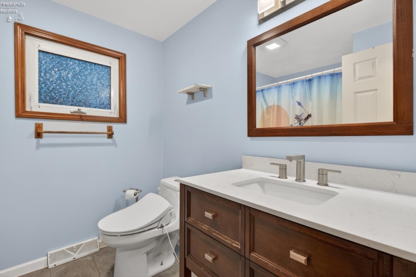 136 Park Street, Oberlin, 44074, 2 Bedrooms Bedrooms, ,1 BathroomBathrooms,Residential,For Sale,Park,20261301