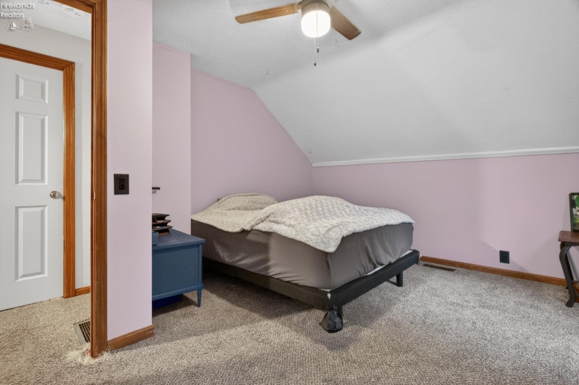 136 Park Street, Oberlin, 44074, 2 Bedrooms Bedrooms, ,1 BathroomBathrooms,Residential,For Sale,Park,20261301