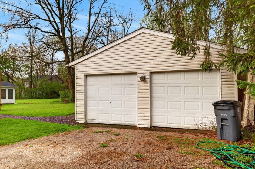 136 Park Street, Oberlin, 44074, 2 Bedrooms Bedrooms, ,1 BathroomBathrooms,Residential,For Sale,Park,20261301