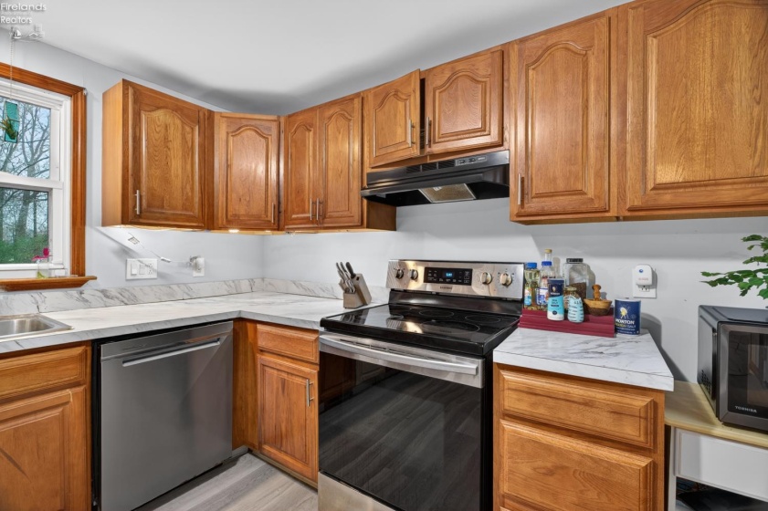 136 Park Street, Oberlin, 44074, 2 Bedrooms Bedrooms, ,1 BathroomBathrooms,Residential,For Sale,Park,20261301