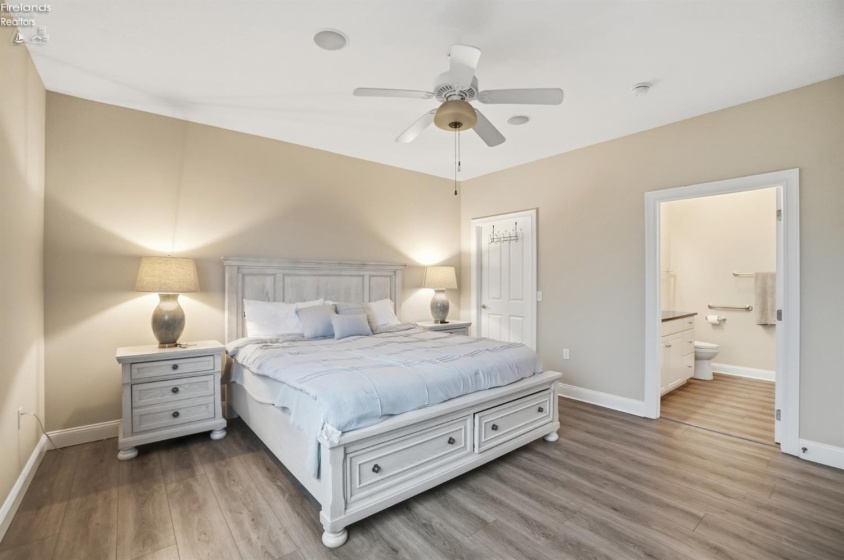 2690 Canterbury Circle, Port Clinton, 43452, 3 Bedrooms Bedrooms, ,3 BathroomsBathrooms,Residential,For Sale,Canterbury,20261313