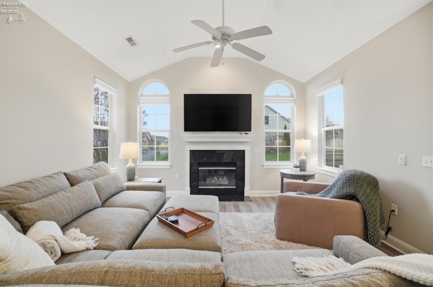 2690 Canterbury Circle, Port Clinton, 43452, 3 Bedrooms Bedrooms, ,3 BathroomsBathrooms,Residential,For Sale,Canterbury,20261313