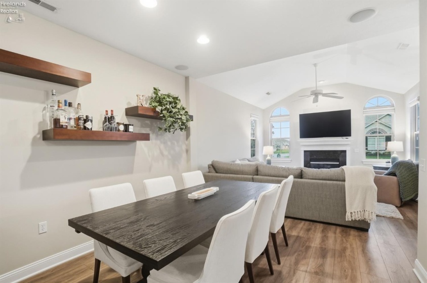 2690 Canterbury Circle, Port Clinton, 43452, 3 Bedrooms Bedrooms, ,3 BathroomsBathrooms,Residential,For Sale,Canterbury,20261313