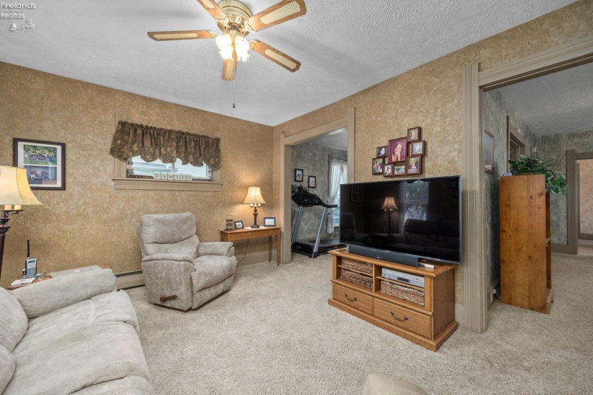 33 Garden Street, Norwalk, 44857, 3 Bedrooms Bedrooms, ,2 BathroomsBathrooms,Residential,For Sale,Garden,20261296