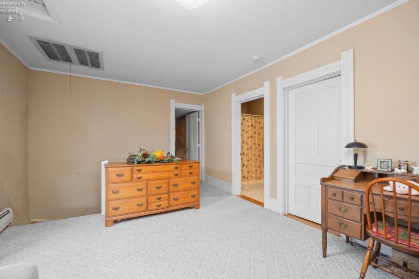 33 Garden Street, Norwalk, 44857, 3 Bedrooms Bedrooms, ,2 BathroomsBathrooms,Residential,For Sale,Garden,20261296