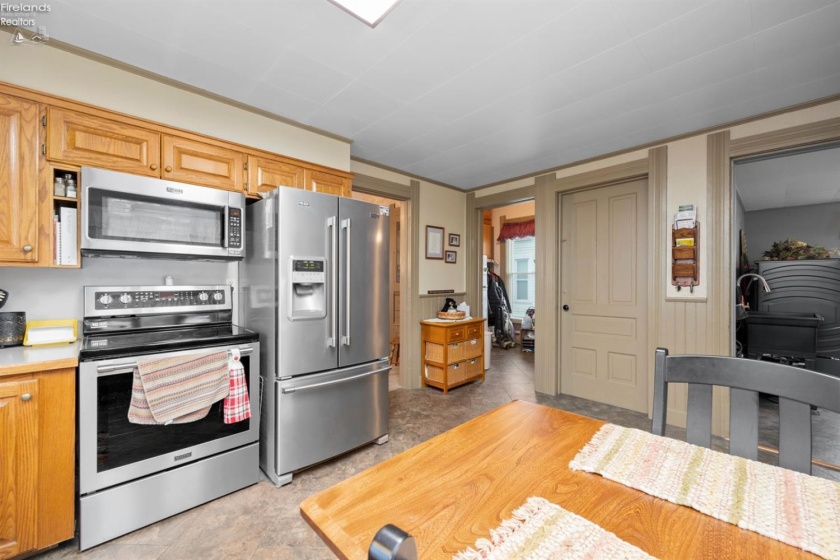 33 Garden Street, Norwalk, 44857, 3 Bedrooms Bedrooms, ,2 BathroomsBathrooms,Residential,For Sale,Garden,20261296