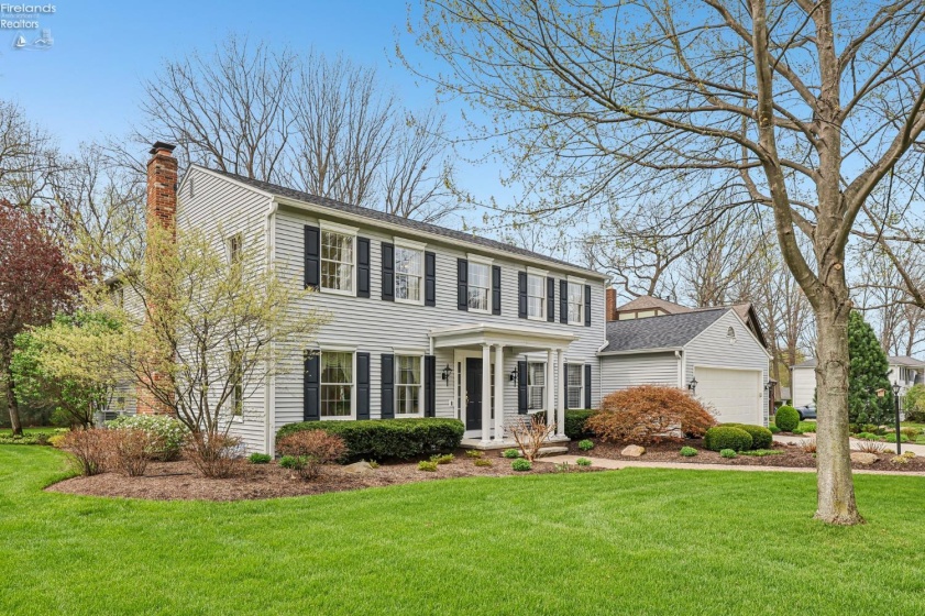 6860 Cliffside Drive, Vermilion, 44089, ,4 BathroomsBathrooms,Residential,For Sale,Cliffside,20261317