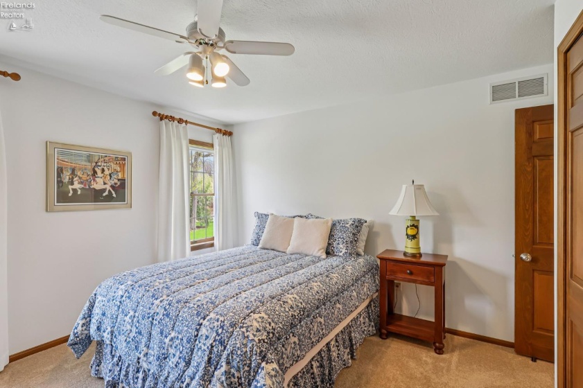 6860 Cliffside Drive, Vermilion, 44089, ,4 BathroomsBathrooms,Residential,For Sale,Cliffside,20261317