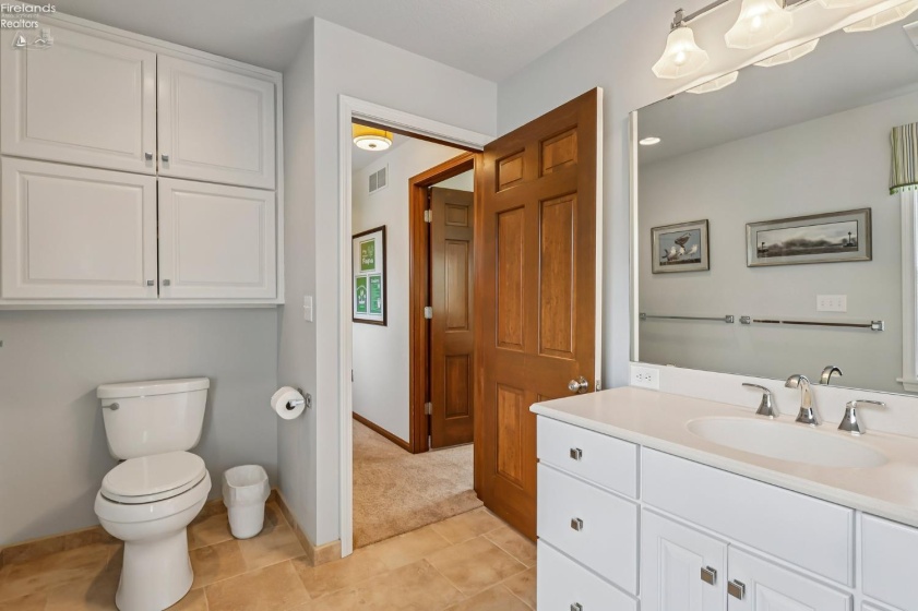 6860 Cliffside Drive, Vermilion, 44089, ,4 BathroomsBathrooms,Residential,For Sale,Cliffside,20261317