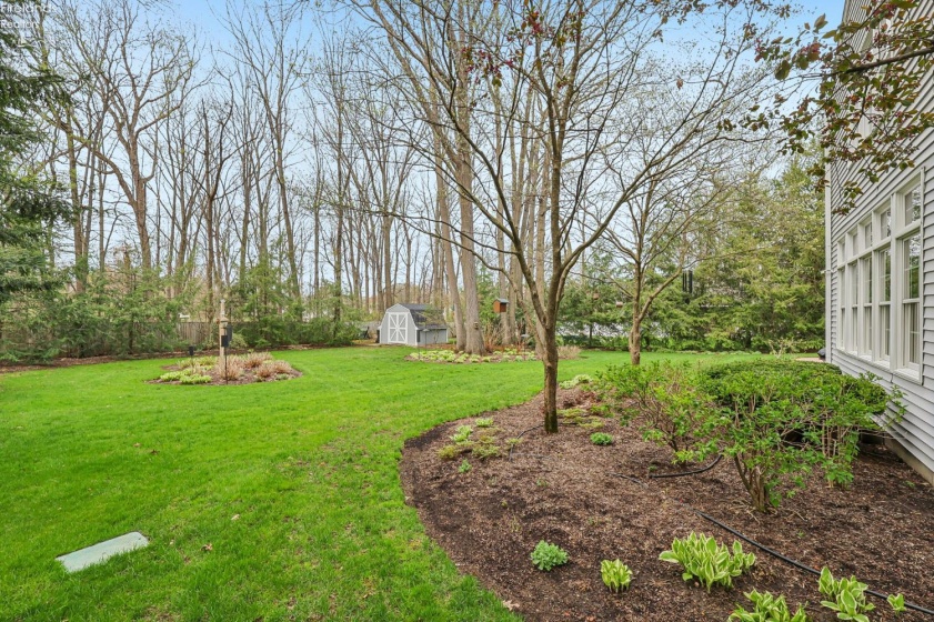 6860 Cliffside Drive, Vermilion, 44089, ,4 BathroomsBathrooms,Residential,For Sale,Cliffside,20261317