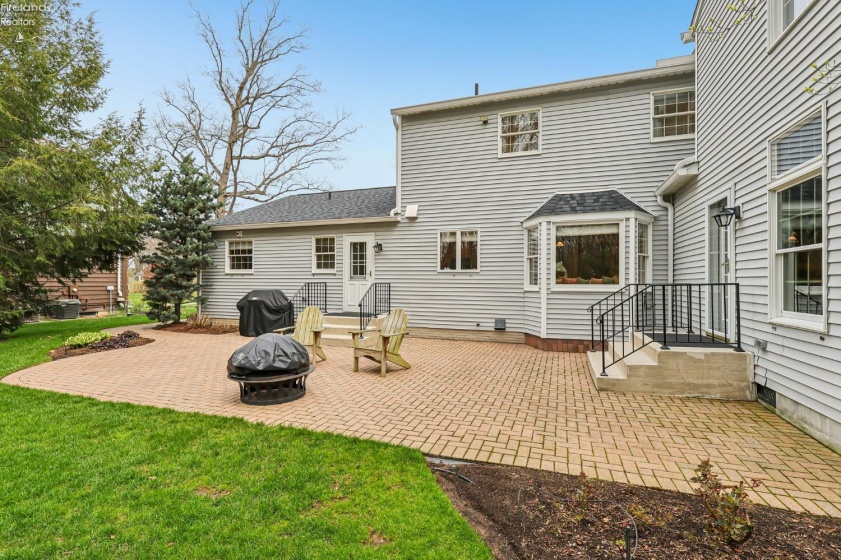 6860 Cliffside Drive, Vermilion, 44089, ,4 BathroomsBathrooms,Residential,For Sale,Cliffside,20261317