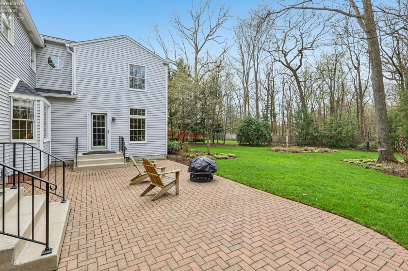 6860 Cliffside Drive, Vermilion, 44089, ,4 BathroomsBathrooms,Residential,For Sale,Cliffside,20261317