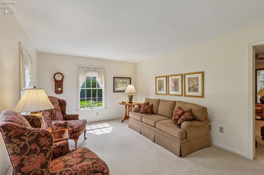 6860 Cliffside Drive, Vermilion, 44089, ,4 BathroomsBathrooms,Residential,For Sale,Cliffside,20261317