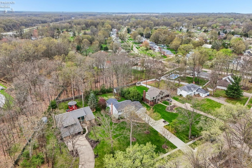 6860 Cliffside Drive, Vermilion, 44089, ,4 BathroomsBathrooms,Residential,For Sale,Cliffside,20261317