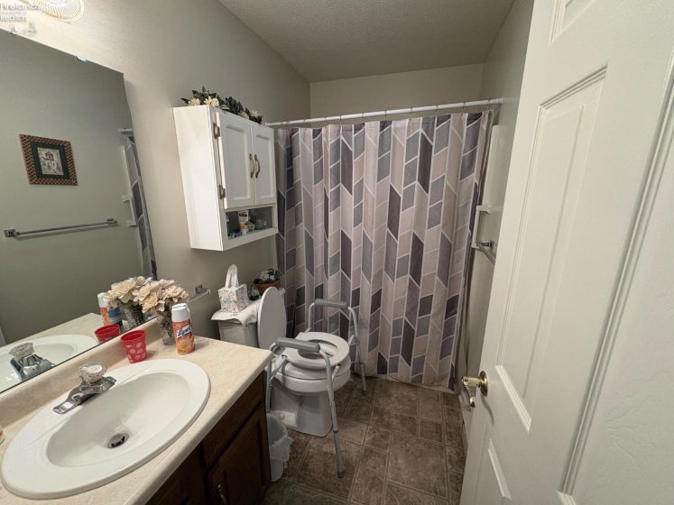 2 Ridgewood Drive, Norwalk, 44857, 2 Bedrooms Bedrooms, ,2 BathroomsBathrooms,Residential,For Sale,Ridgewood,20261315