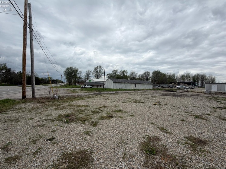 2252 Sr 20, Clyde, 43410, ,Commercial,For Sale,Sr 20,20261322