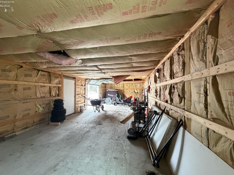 2252 Sr 20, Clyde, 43410, ,Commercial,For Sale,Sr 20,20261322