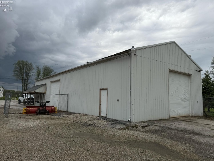 2252 Sr 20, Clyde, 43410, ,Commercial,For Sale,Sr 20,20261322
