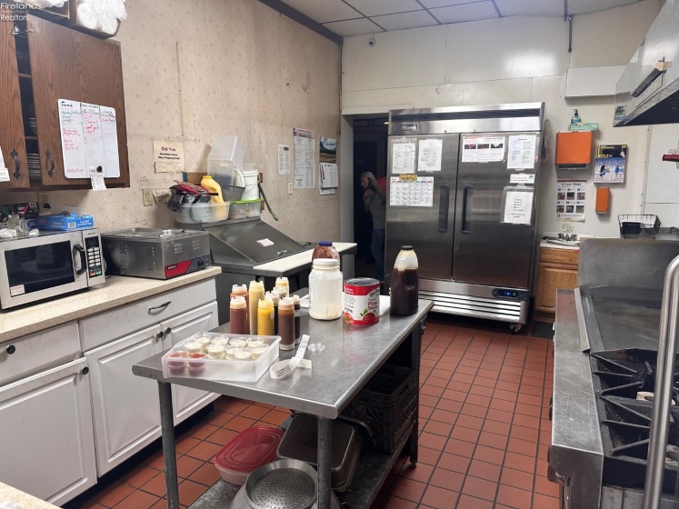 120 Madison Street, Gibsonburg, 43431, ,Commercial,For Sale,Madison,20261328