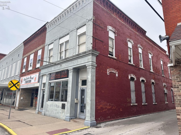 120 Madison Street, Gibsonburg, 43431, ,Commercial,For Sale,Madison,20261328