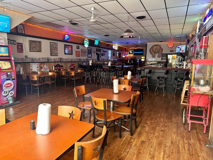 120 Madison Street, Gibsonburg, 43431, ,Commercial,For Sale,Madison,20261328