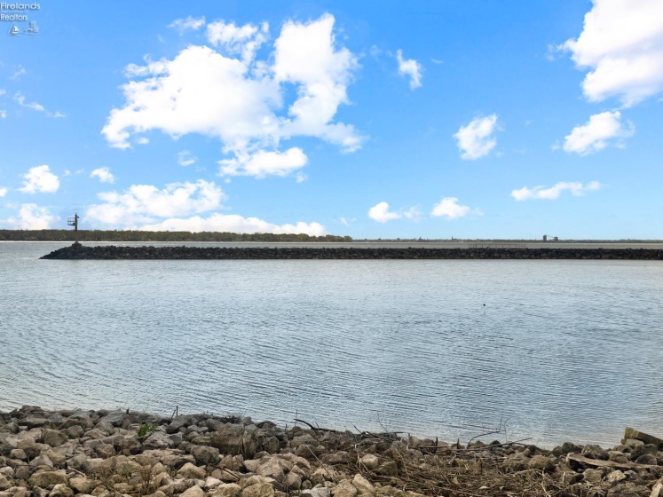 2423 Split Rock Drive, Marblehead, 43440, ,Land,For Sale,Split Rock,20261332