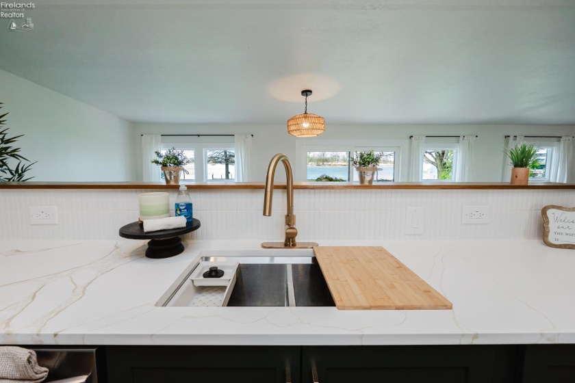 8109 Titus Road, Oak Harbor, 43449, 2 Bedrooms Bedrooms, ,2 BathroomsBathrooms,Residential,For Sale,Titus,20261221