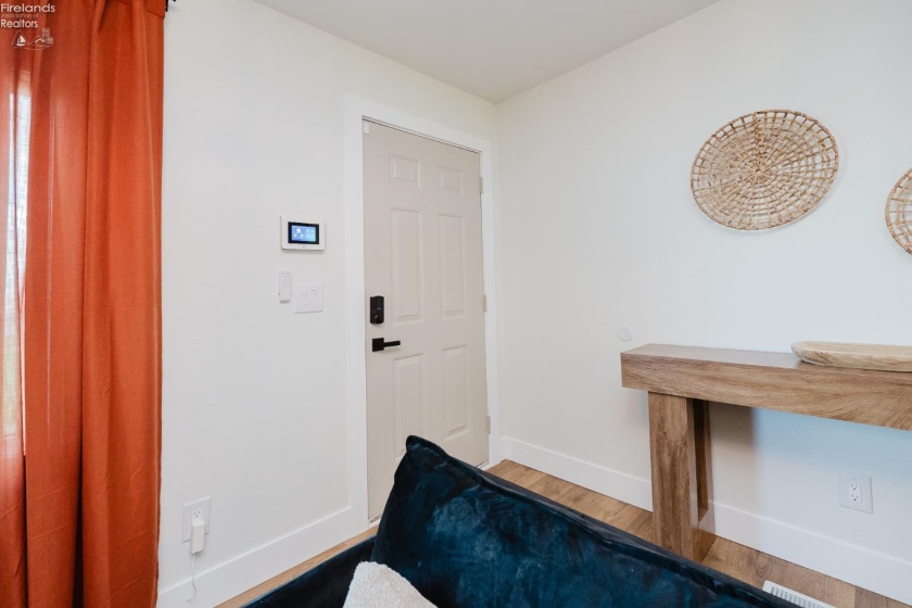 8109 Titus Road, Oak Harbor, 43449, 2 Bedrooms Bedrooms, ,2 BathroomsBathrooms,Residential,For Sale,Titus,20261221