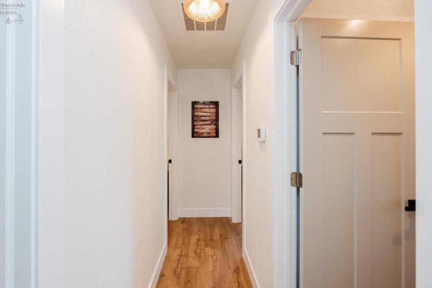 8109 Titus Road, Oak Harbor, 43449, 2 Bedrooms Bedrooms, ,2 BathroomsBathrooms,Residential,For Sale,Titus,20261221