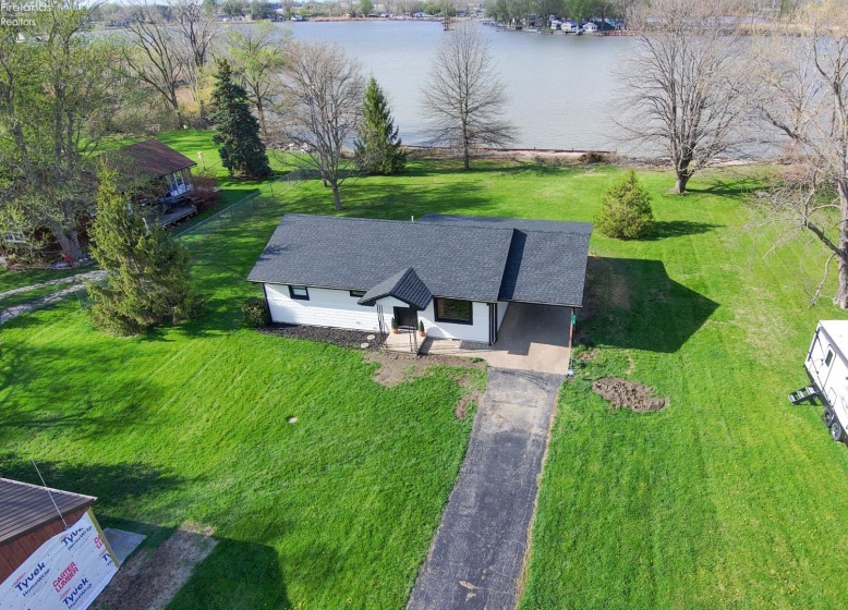 8109 Titus Road, Oak Harbor, 43449, 2 Bedrooms Bedrooms, ,2 BathroomsBathrooms,Residential,For Sale,Titus,20261221