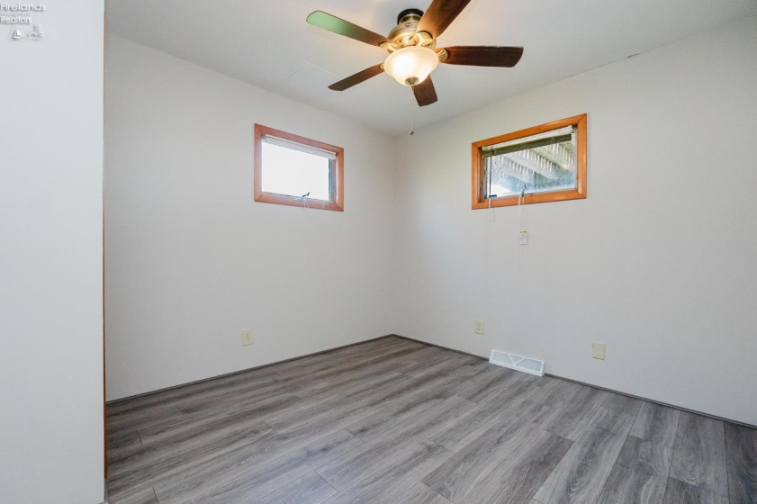 2170 Sugar Bush Drive, Marblehead, 43440, 4 Bedrooms Bedrooms, ,2 BathroomsBathrooms,Residential,For Sale,Sugar Bush,20261293