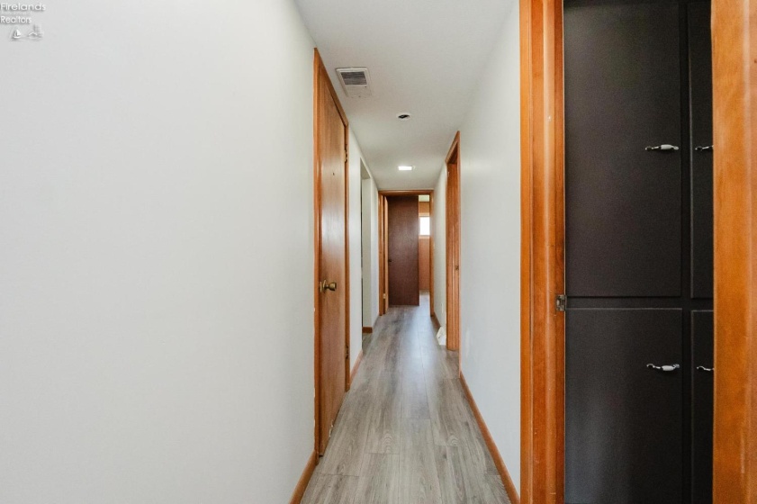 2170 Sugar Bush Drive, Marblehead, 43440, 4 Bedrooms Bedrooms, ,2 BathroomsBathrooms,Residential,For Sale,Sugar Bush,20261293