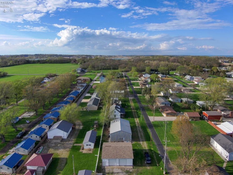 2170 Sugar Bush Drive, Marblehead, 43440, 4 Bedrooms Bedrooms, ,2 BathroomsBathrooms,Residential,For Sale,Sugar Bush,20261293