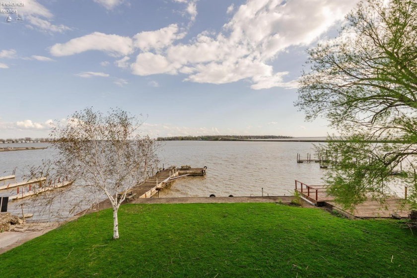 2170 Sugar Bush Drive, Marblehead, 43440, 4 Bedrooms Bedrooms, ,2 BathroomsBathrooms,Residential,For Sale,Sugar Bush,20261293