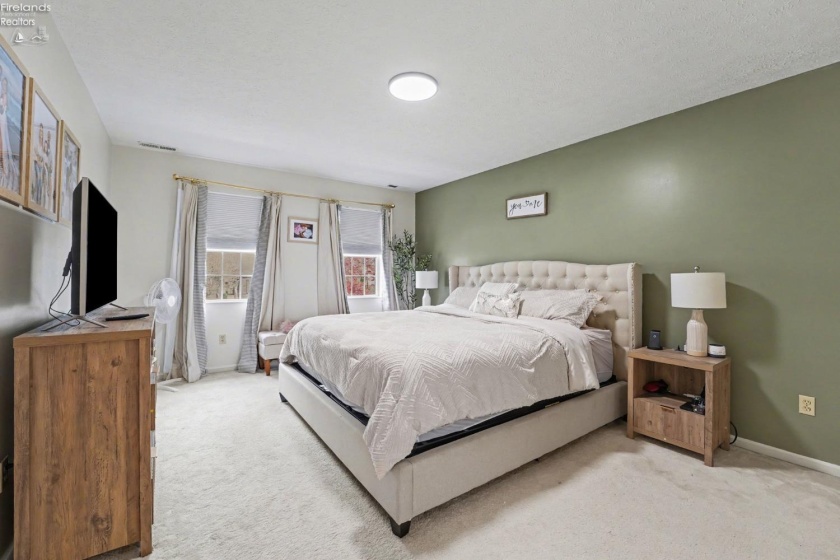 1023 Coopers Run, Amherst, 44001, 4 Bedrooms Bedrooms, ,3 BathroomsBathrooms,Residential,For Sale,Coopers Run,20261333